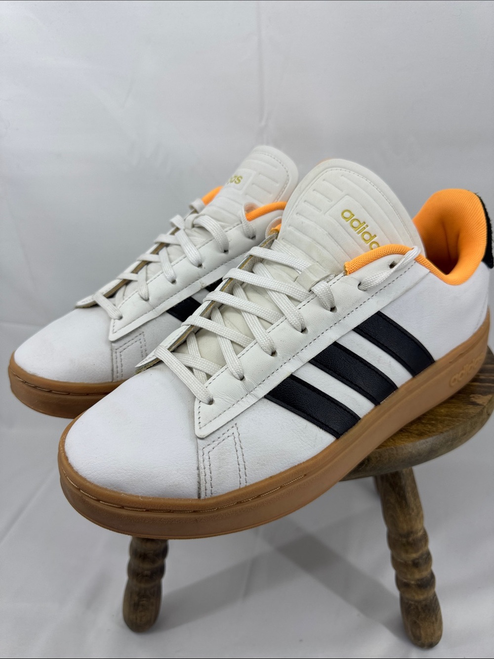 adidas Womens Grand Court Alpha White Leather Black Strips & Yellow Sneakers, 10